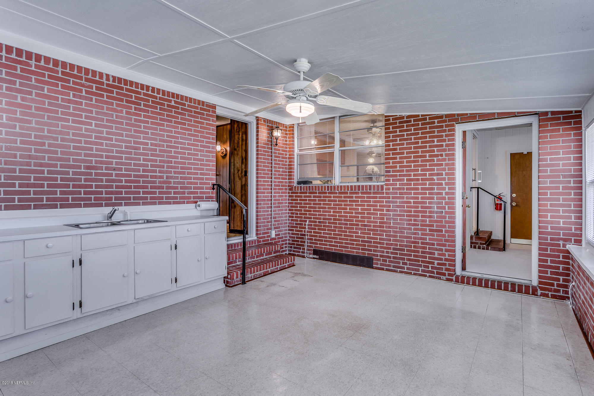 7415 Hennessy Road Jacksonville, FL 32244 - Photo 25 of 36 sunrm-5