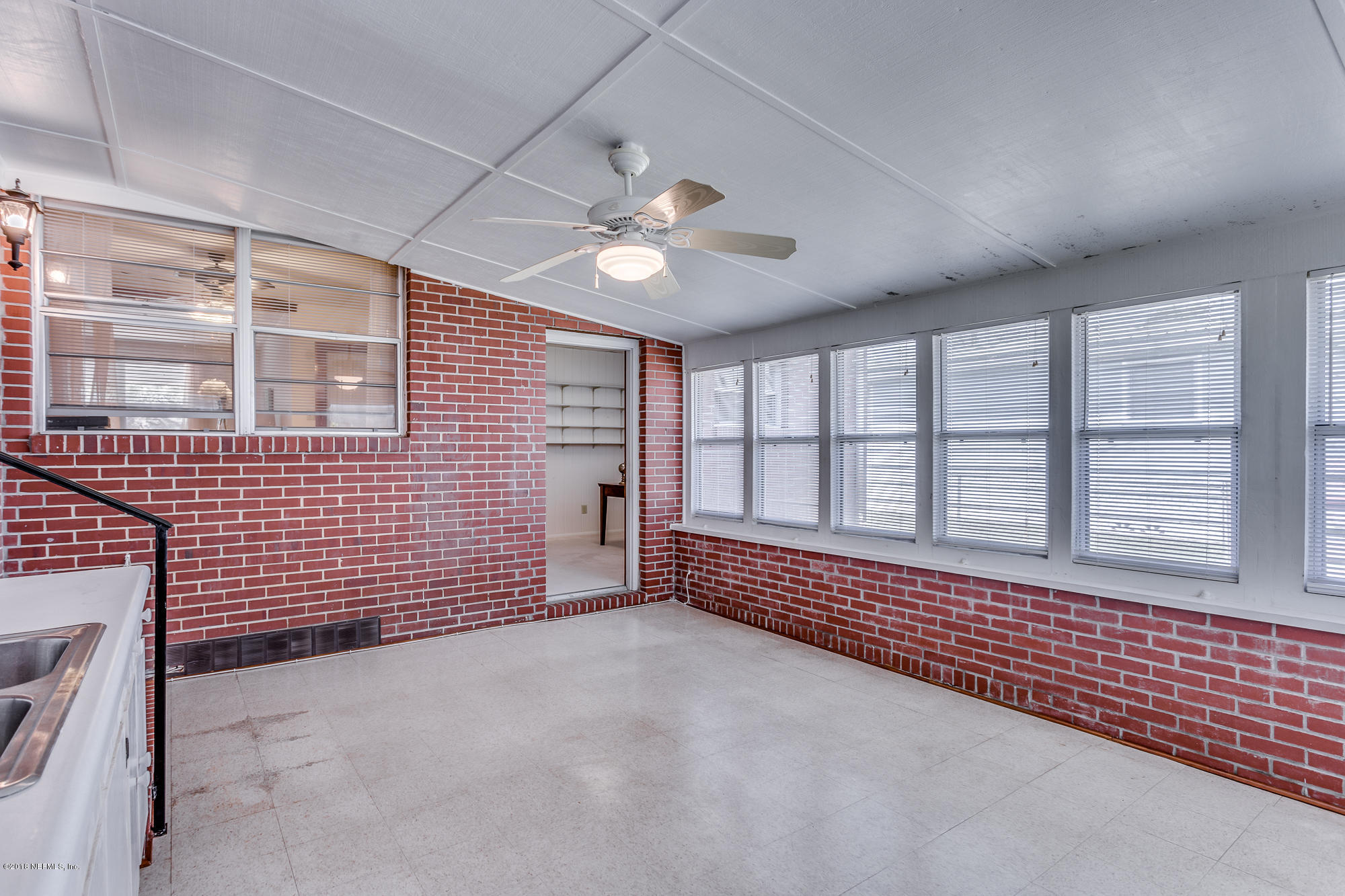 7415 Hennessy Road Jacksonville, FL 32244 - Photo 27 of 36 sunrm-6