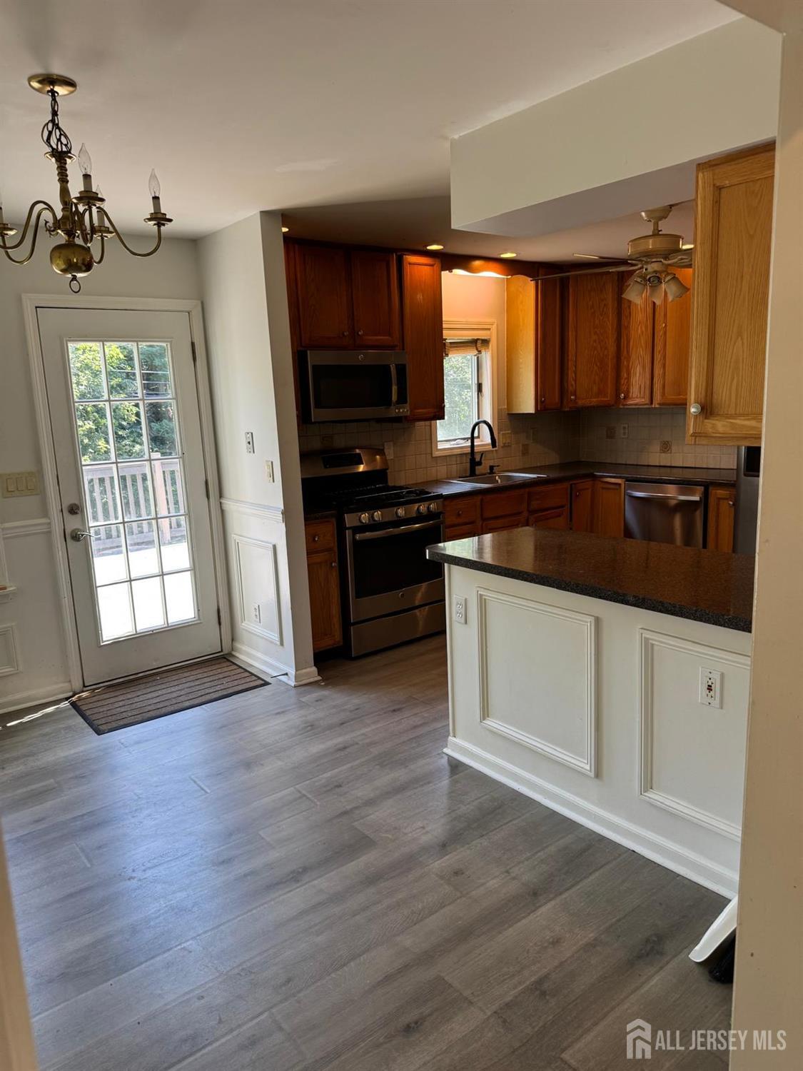 239 Rhode Hall Road Monroe Township, NJ 08831 - Photo 15 of 31 Gallery Image 15