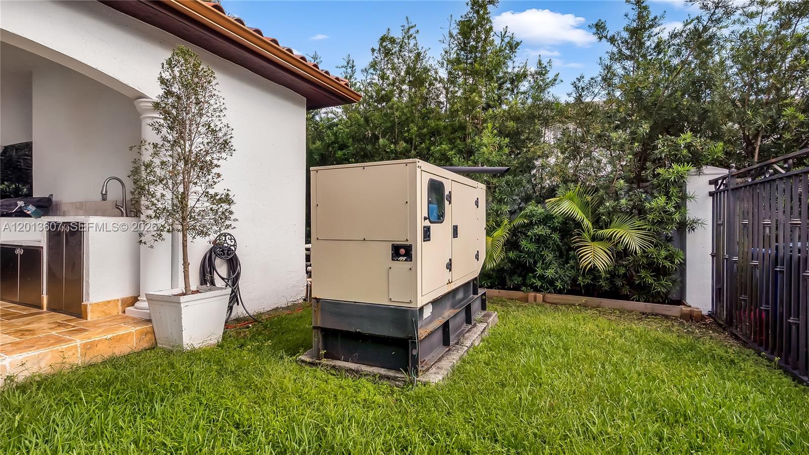 16763 Northwest 77th Path Miami Lakes, FL 33016 - Photo 53 of 63