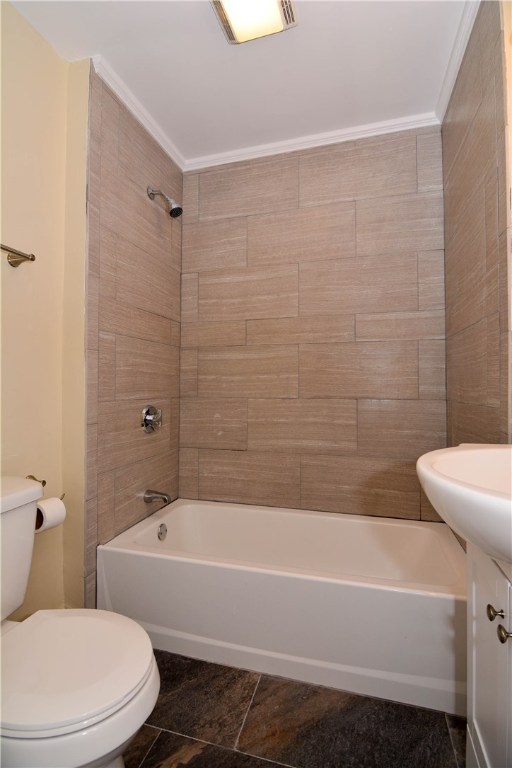 2250 West Shore Road Warwick, RI 02889 - Photo 15 of 20 Bathroom 1