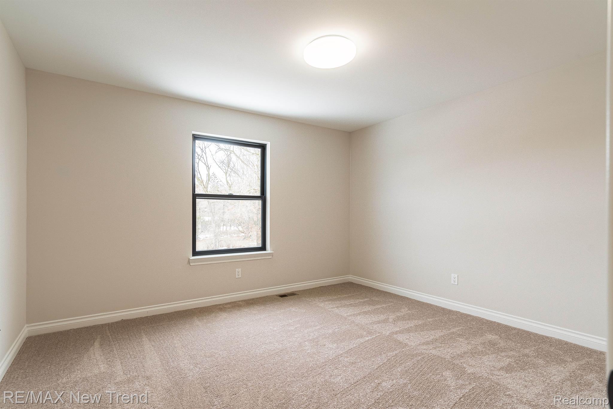 3148 Roma Court Wixom, MI 48393 - Photo 41 of 48 Gallery Image 41