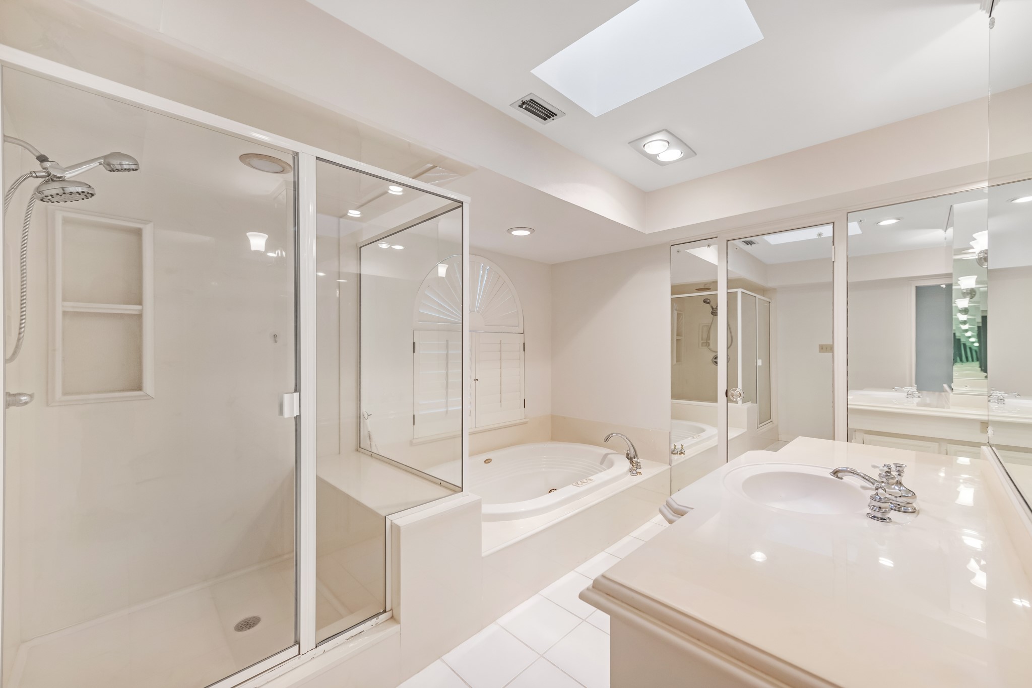 14031 Court Of Regents Houston, TX 77069 - Photo 27 of 50