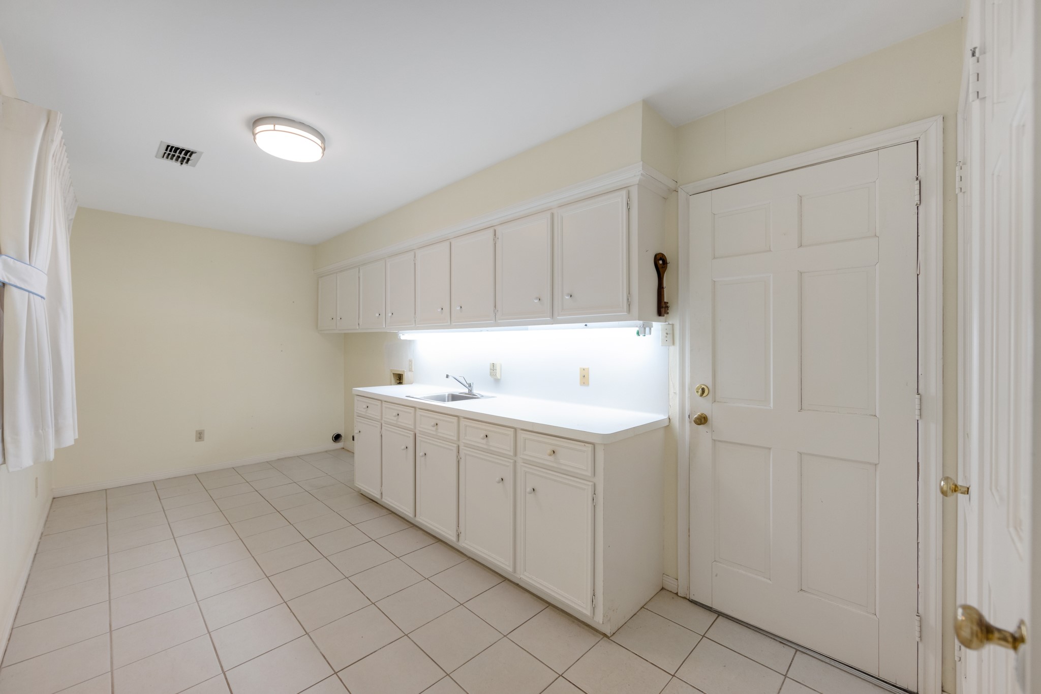 14031 Court Of Regents Houston, TX 77069 - Photo 31 of 50