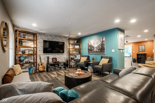 $525,000 | 845 Emerson Road, Carmel, IN 46032