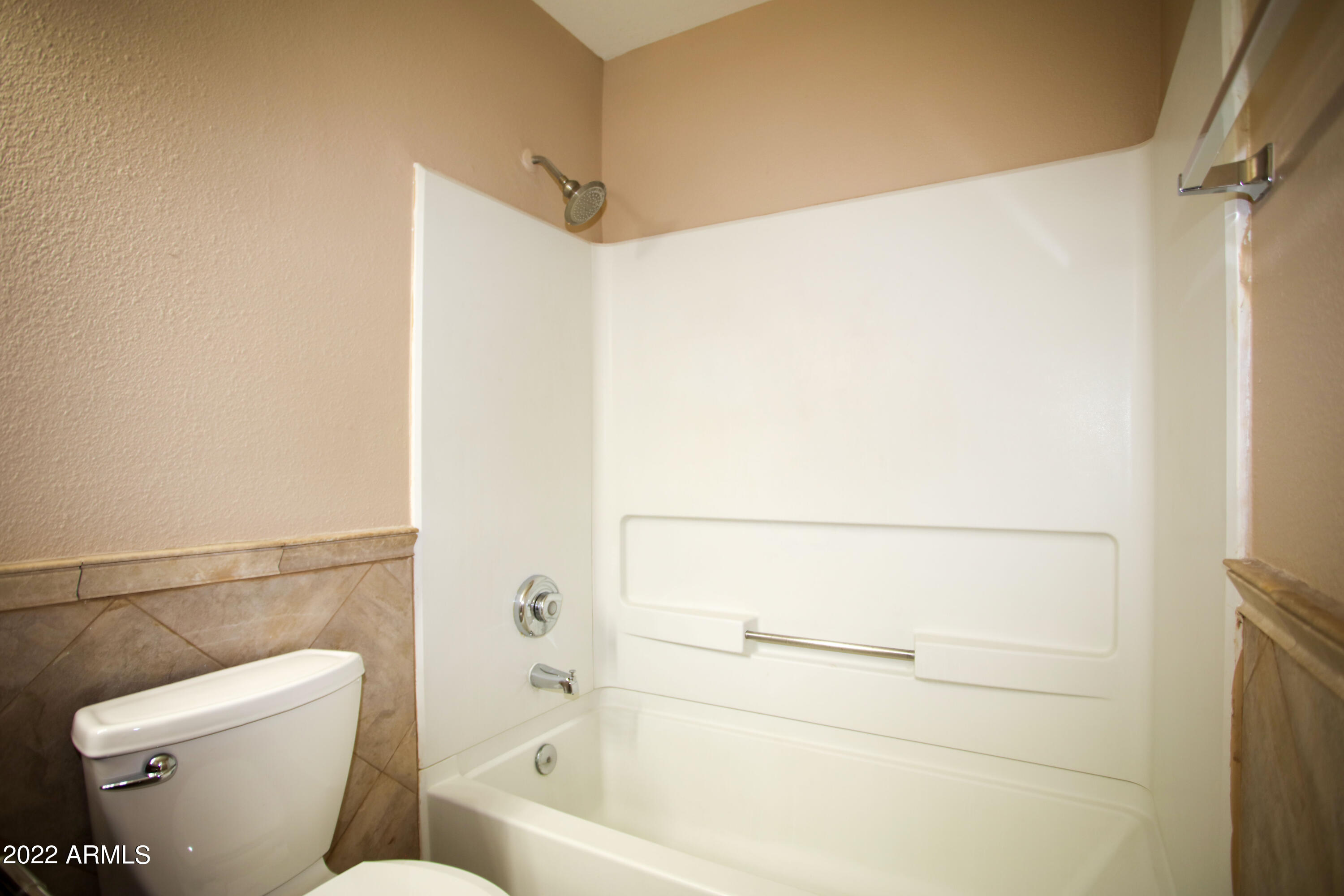 3511 East Baseline Road, Unit 1159 Phoenix, AZ 85042 - Photo 26 of 33 24 Bathroom 2