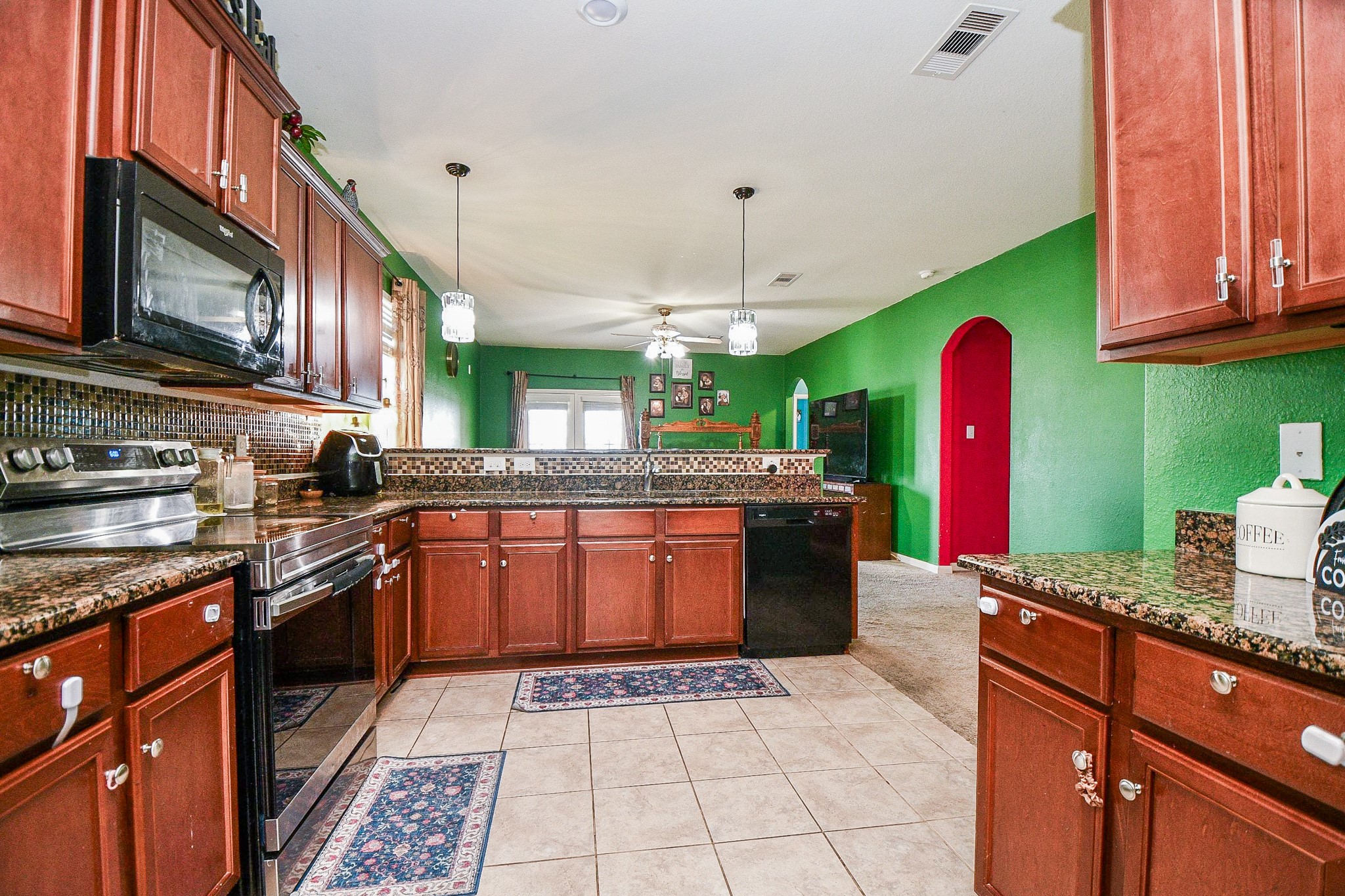 9803 Garnet Grove Drive Rosharon, TX 77583 - Photo 16 of 34