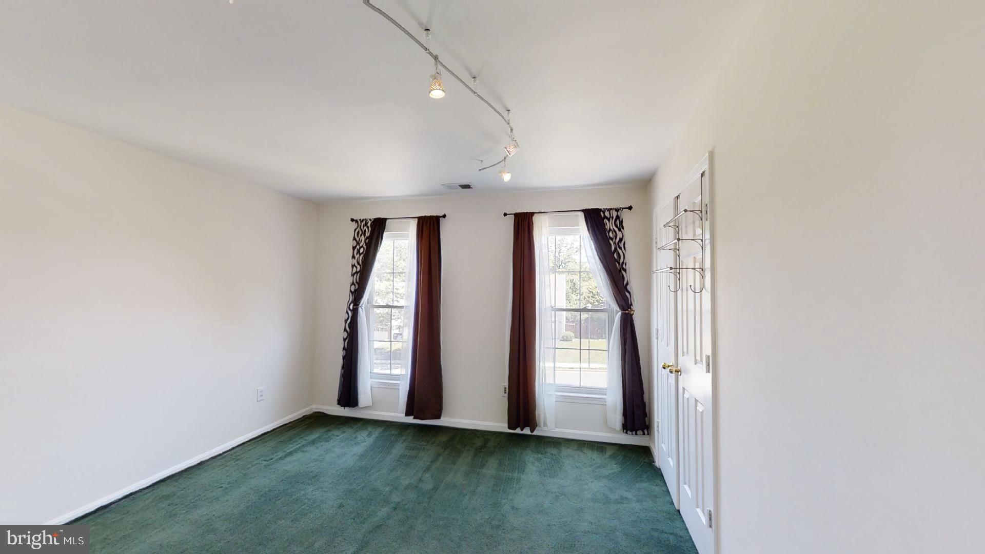 6150 Deer Ridge Trail Springfield, VA 22150 - Photo 18 of 38