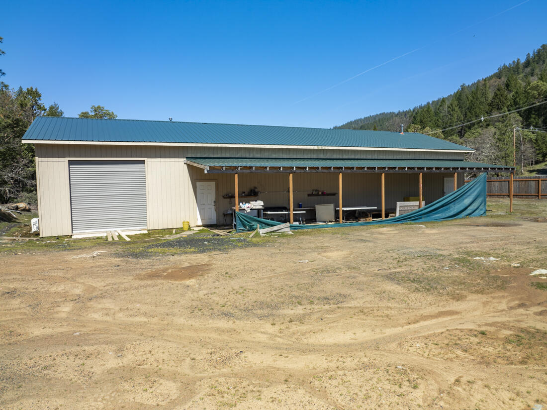 550 Terrace Heights Road Selma, OR 97538 - Photo 5 of 26 DJI_0049