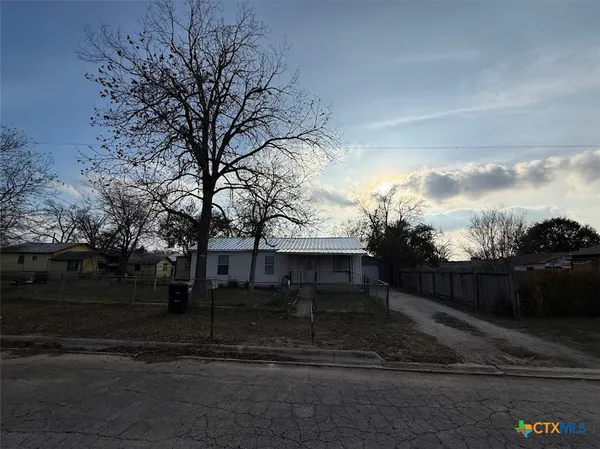 $1,495 | 784 Samuels Street, New Braunfels, TX 78130