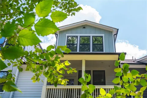 $675,000 | 945 Kenway Avenue, Roswell, GA 30076