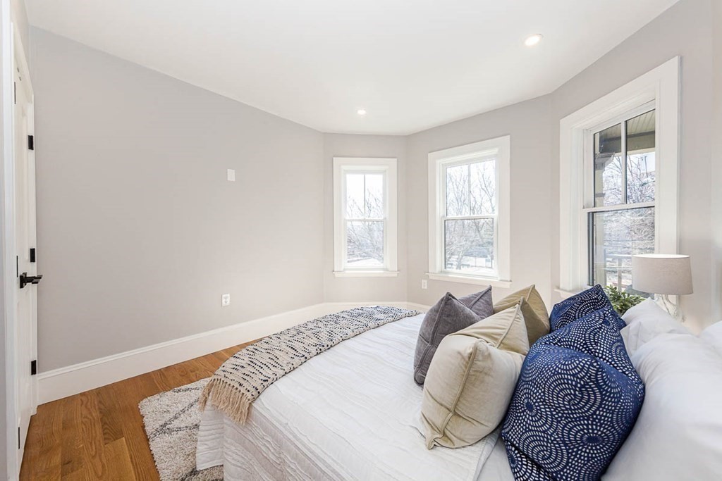 22 Everett Street, Unit 2 Boston, MA 02122 - Photo 28 of 39