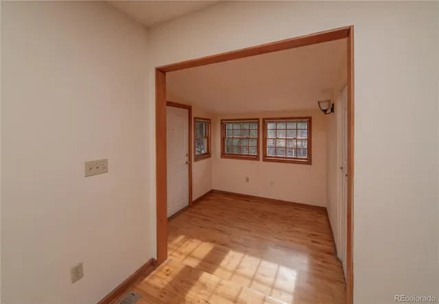 $2,100 | 9801 West 38th Avenue, Wheat Ridge, CO 80033