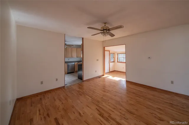 $2,100 | 9801 West 38th Avenue, Wheat Ridge, CO 80033