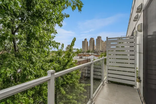 $2,675 | 28-26 Vroom Street, Unit 505, Jersey City, NJ 07306