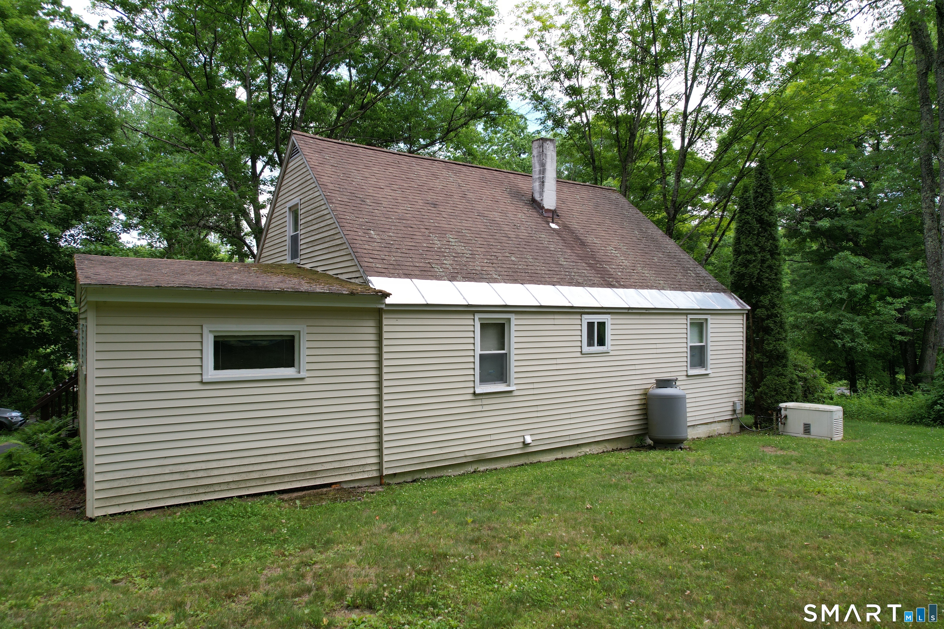 103 Cordano Road Winchester, CT 06098 - Photo 4 of 35