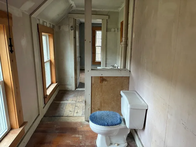 $195,000 | 24 State Road, Erving, MA 01344