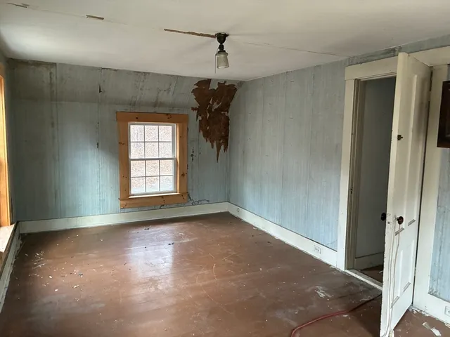 $195,000 | 24 State Road, Erving, MA 01344