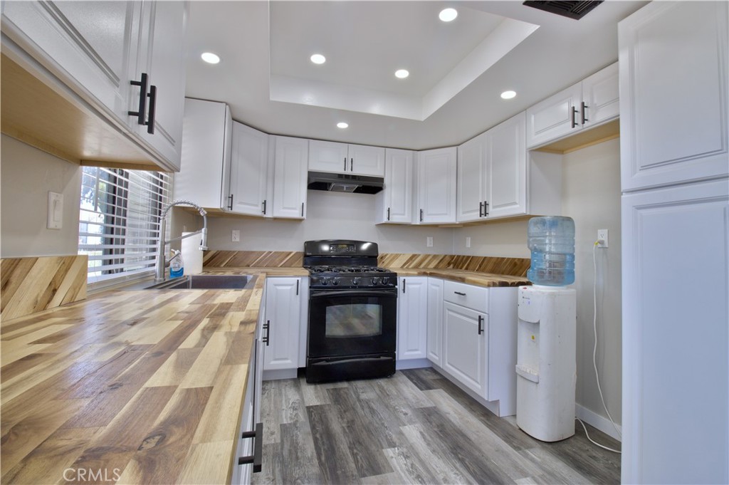 40570 159th Street East Lancaster, CA 93535 - Photo 2 of 25