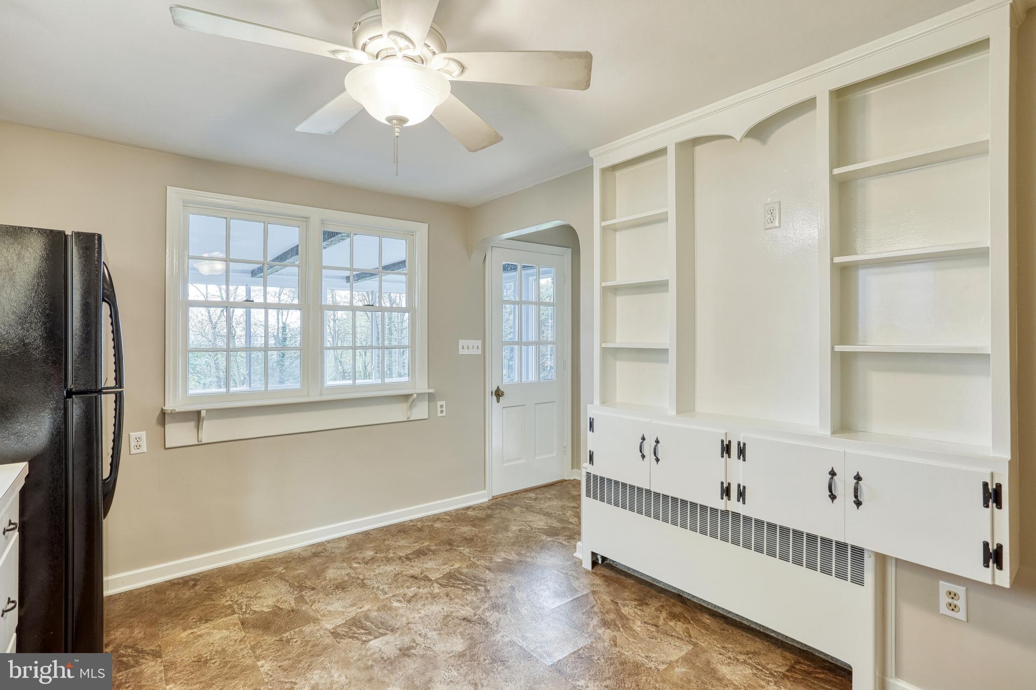 468 Waters Road York, PA 17403 - Photo 23 of 77