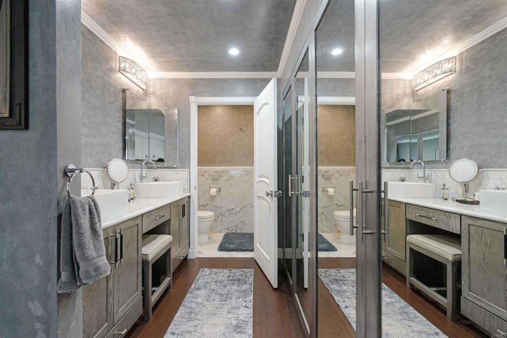 5705 Friars Road, Unit 11 San Diego, CA 92110 - Photo 32 of 37