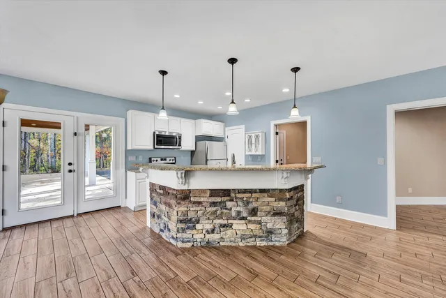 $1,185,000 | 138 Binnacle Drive, Moneta, VA 24121