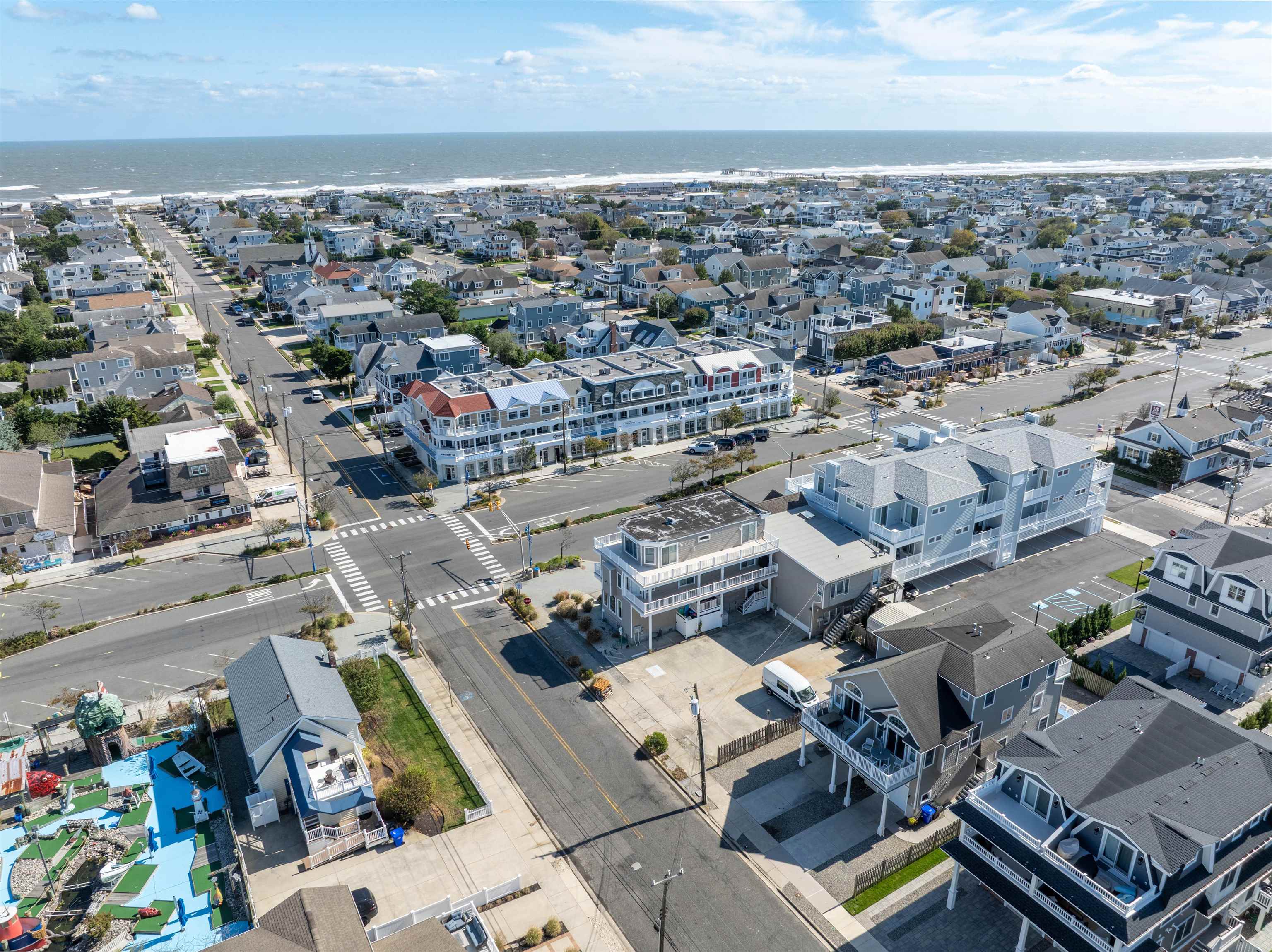 212 25th Street, Unit END Avalon, NJ 08202 - Photo 24 of 34 an aerial view of a city