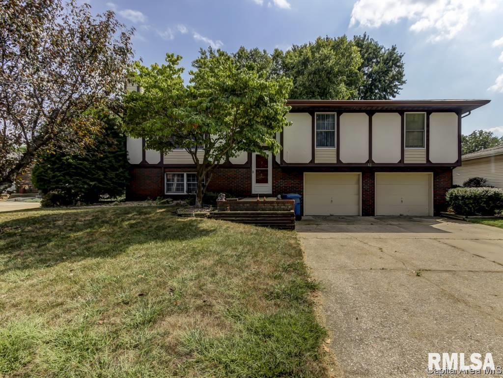 420 Merrymen Road Springfield, IL 62704 - Photo 1 of 36