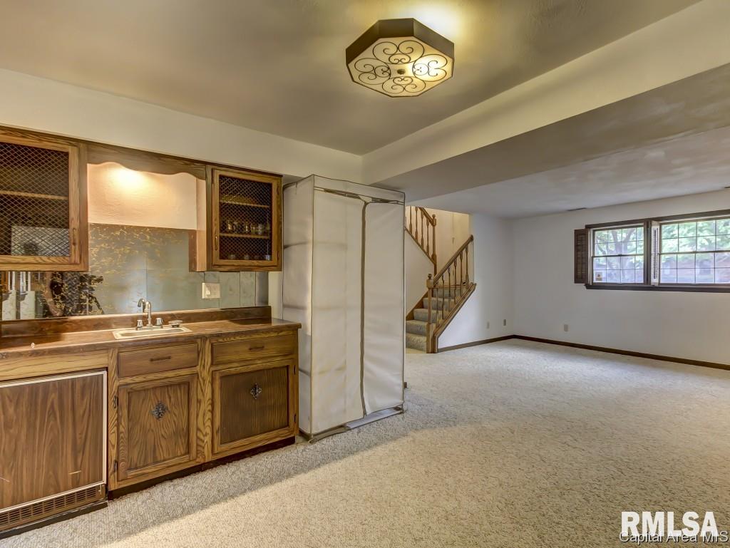 420 Merrymen Road Springfield, IL 62704 - Photo 14 of 36