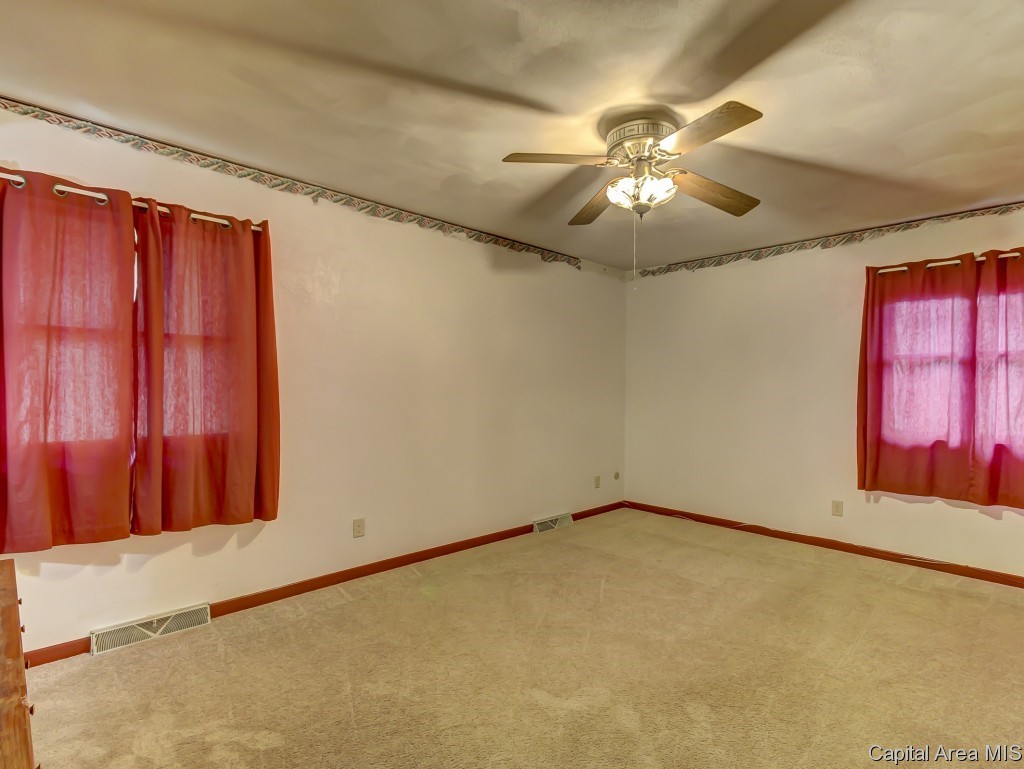 420 Merrymen Road Springfield, IL 62704 - Photo 22 of 36