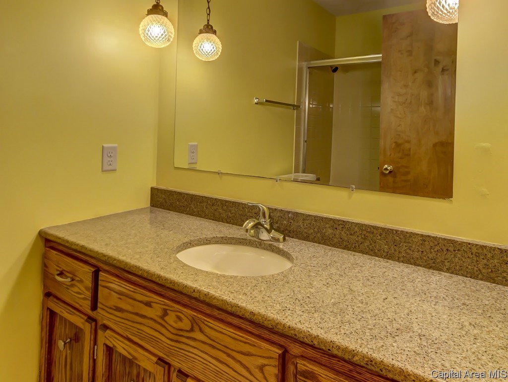 420 Merrymen Road Springfield, IL 62704 - Photo 27 of 36