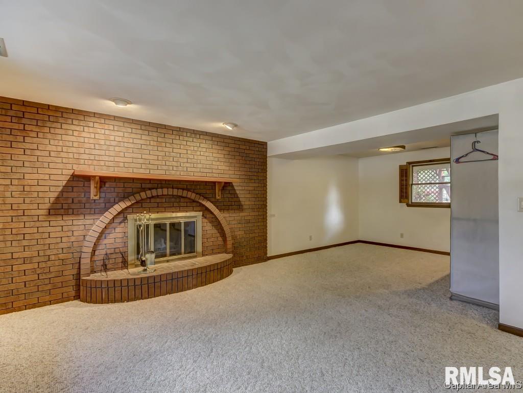 420 Merrymen Road Springfield, IL 62704 - Photo 5 of 36