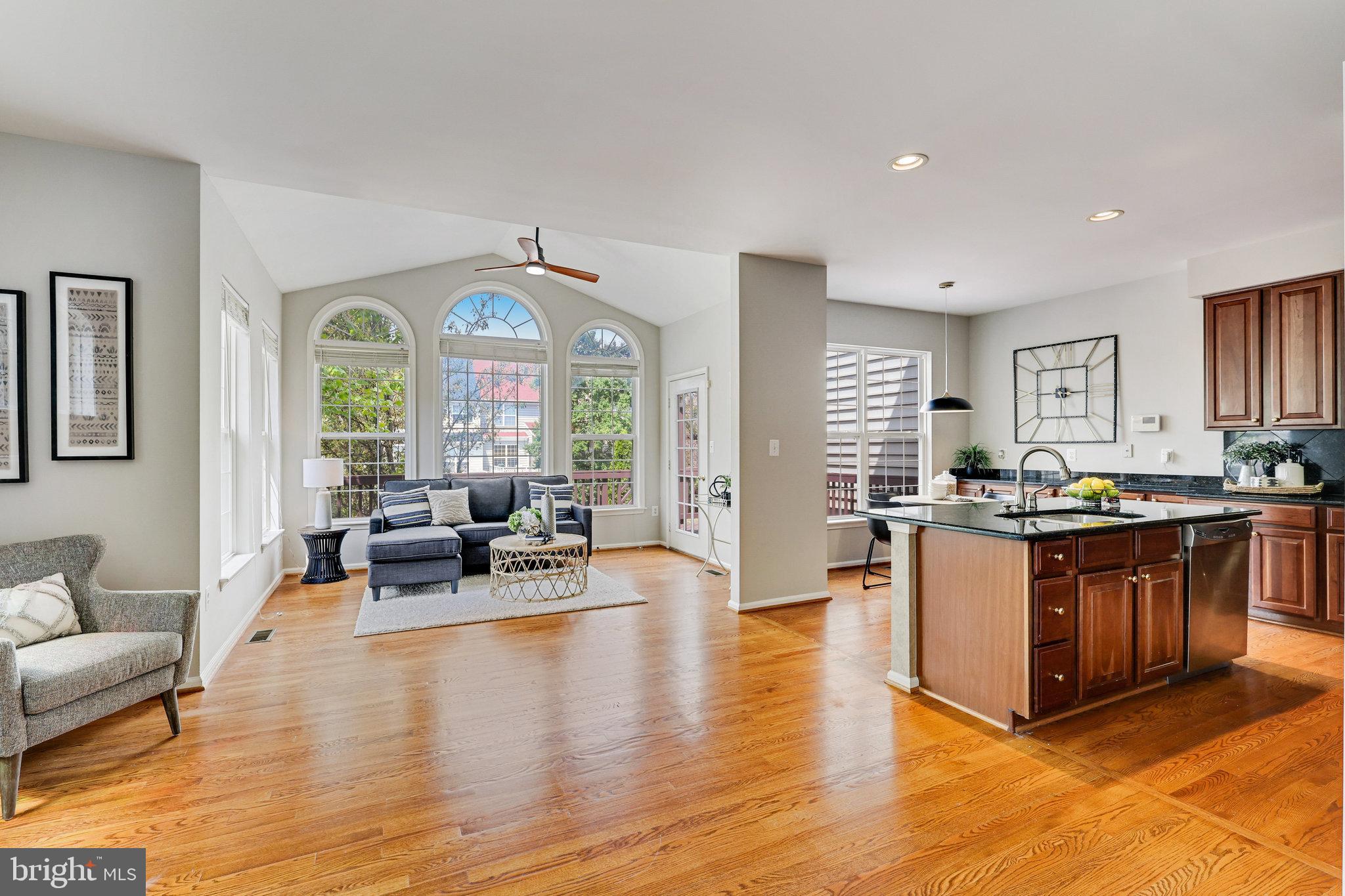 18295 Tupelo Ridge Terrace Leesburg, VA 20176 - Photo 14 of 66 Gallery Image 14
