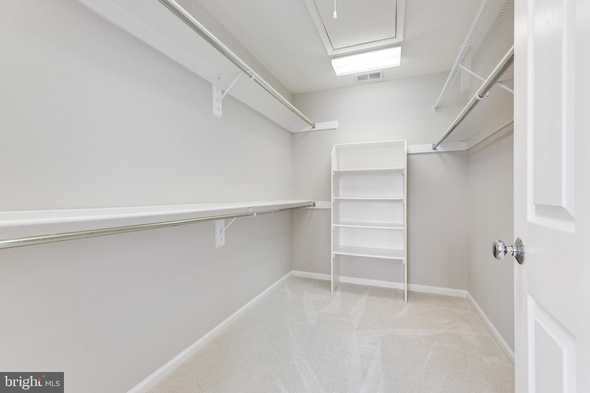 18295 Tupelo Ridge Terrace Leesburg, VA 20176 - Photo 38 of 66 Gallery Image 38