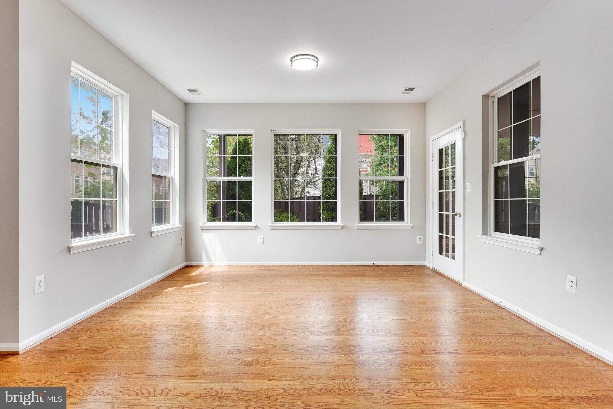 18295 Tupelo Ridge Terrace Leesburg, VA 20176 - Photo 49 of 66 Gallery Image 49