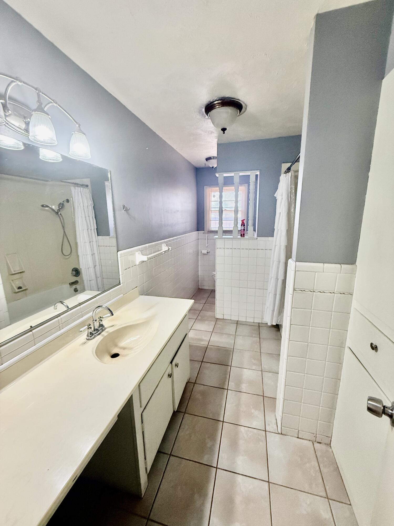 4604 27th Street Lubbock, TX 79410 - Photo 15 of 21 IMG_3974