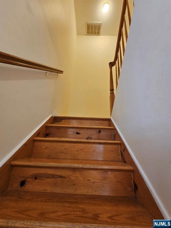 183 Tenafly Road Tenafly, NJ 07670 - Photo 16 of 28