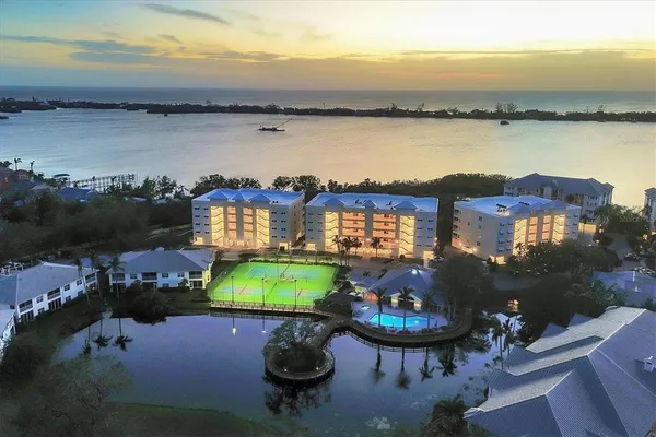 $775,000 | 260 Hidden Bay Drive, Unit 402, Osprey, FL 34229
