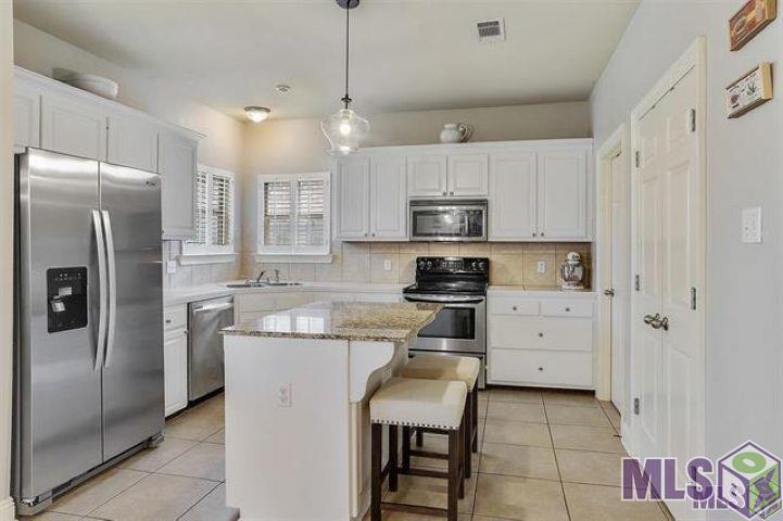 10449 Springvalley Avenue Baton Rouge, LA 70810 - Photo 3 of 5 Gallery Image 3