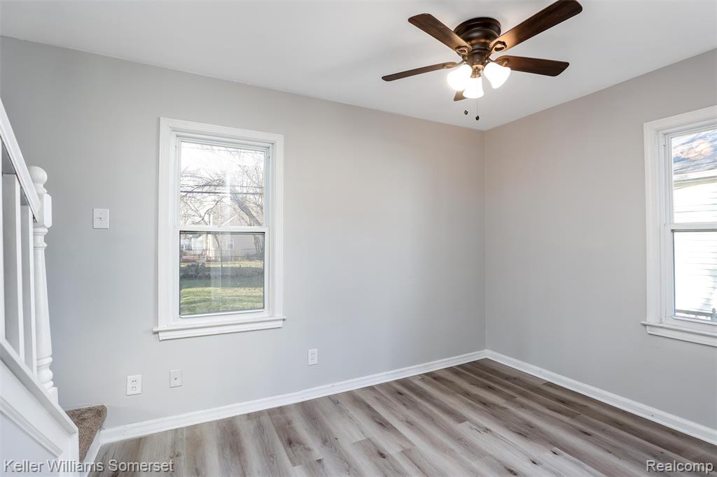 21223 Waltham Road Warren, MI 48089 - Photo 8 of 19
