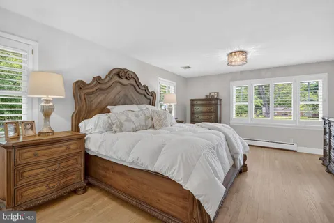 $1,776,250 | 9701 Overlea Drive, Rockville, MD 20850