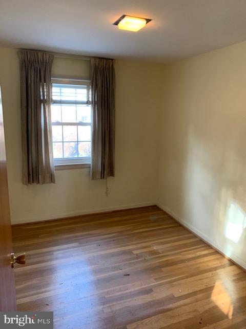 1613 Gridley Lane Silver Spring, MD 20902 - Photo 20 of 27 Bedroom 3