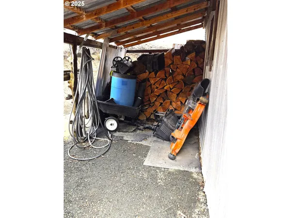 $399,999 | 60408 Marysville Lane, Canyon City, OR 97820