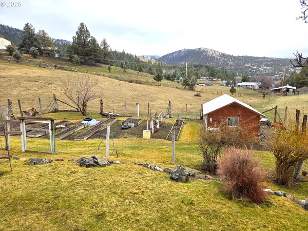 $399,999 | 60408 Marysville Lane, Canyon City, OR 97820