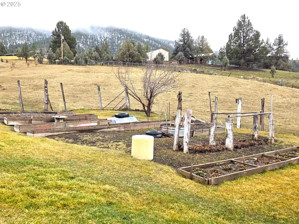 $399,999 | 60408 Marysville Lane, Canyon City, OR 97820