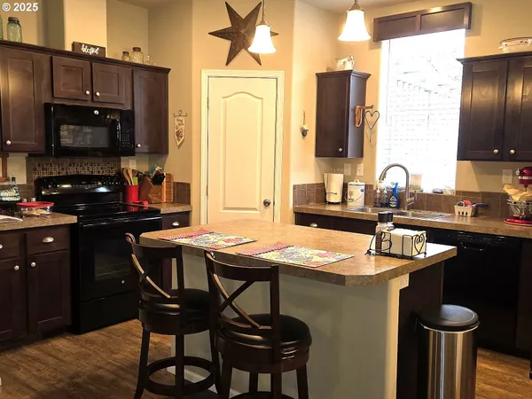 $399,999 | 60408 Marysville Lane, Canyon City, OR 97820