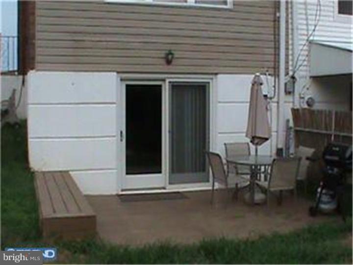 1808 Tomlinson Road Philadelphia, PA 19116 - Photo 23 of 24 Exterior Back