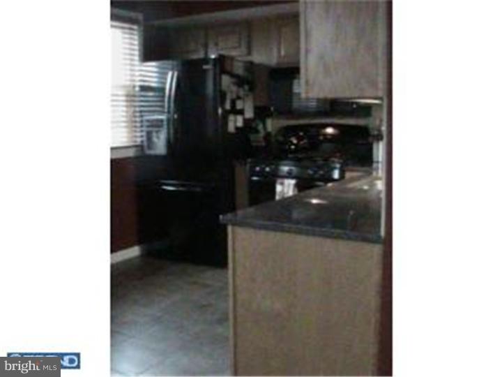 1808 Tomlinson Road Philadelphia, PA 19116 - Photo 10 of 24 Kitchen