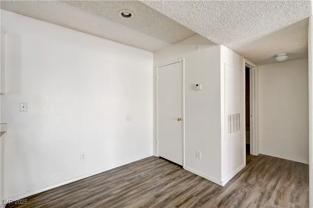 $1,200 | 5250 Mission Carmel Lane, Unit 101, Las Vegas, NV 89107