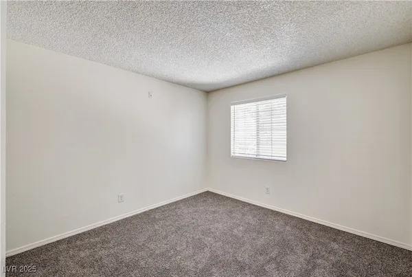 $1,200 | 5250 Mission Carmel Lane, Unit 101, Las Vegas, NV 89107